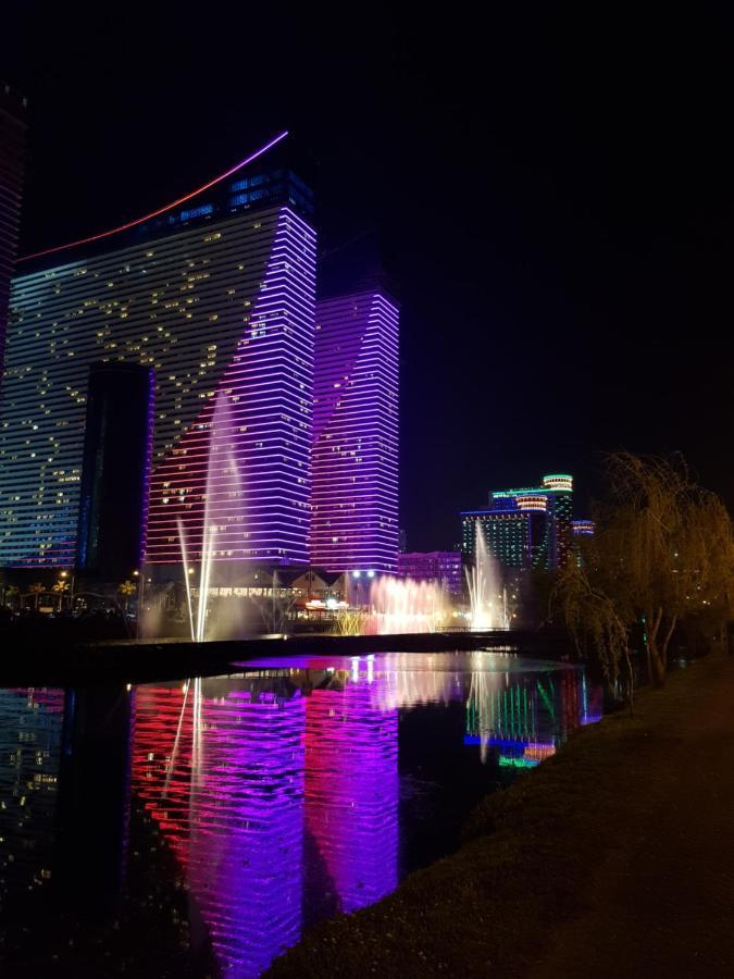 Best House Orbi City Aparthotel Batumi Exterior foto